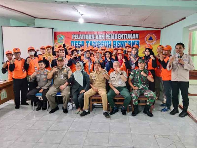 BABINSA KORAMIL 18/PAGENTAN BERSAMA FORKOPIMCAM MENGAHADIRI KEGIATAN PELATIHAN DAN PEMBENTUKAN DESA TANGGUH BENCANA