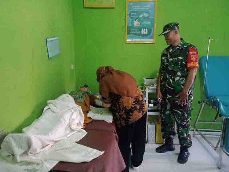 Babinsa Kawal Program Pemerintah Kb Kes Mkjp Di Wilayah Binaan