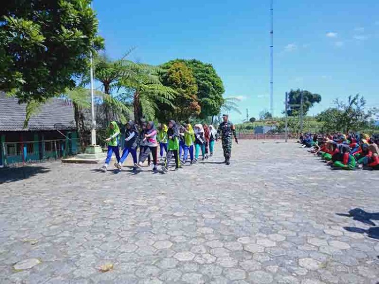 PEDULI DENGAN GENERASI PENERUS BANGSA, BABINSA BERIKAN MATERI WASBANG 