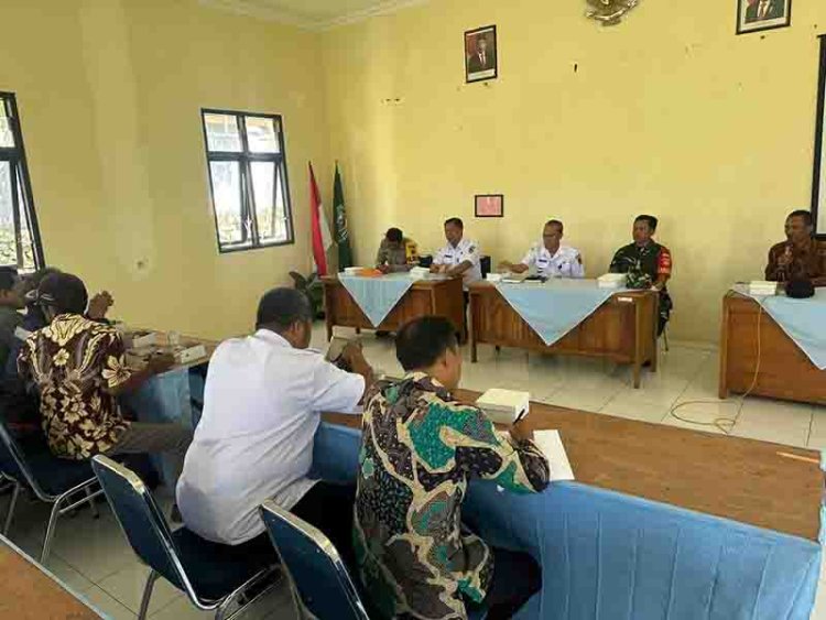 Babinsa Koramil 18/Pgt Hadiri Rapat Pembentukan Panitia HUT RI Ke-78